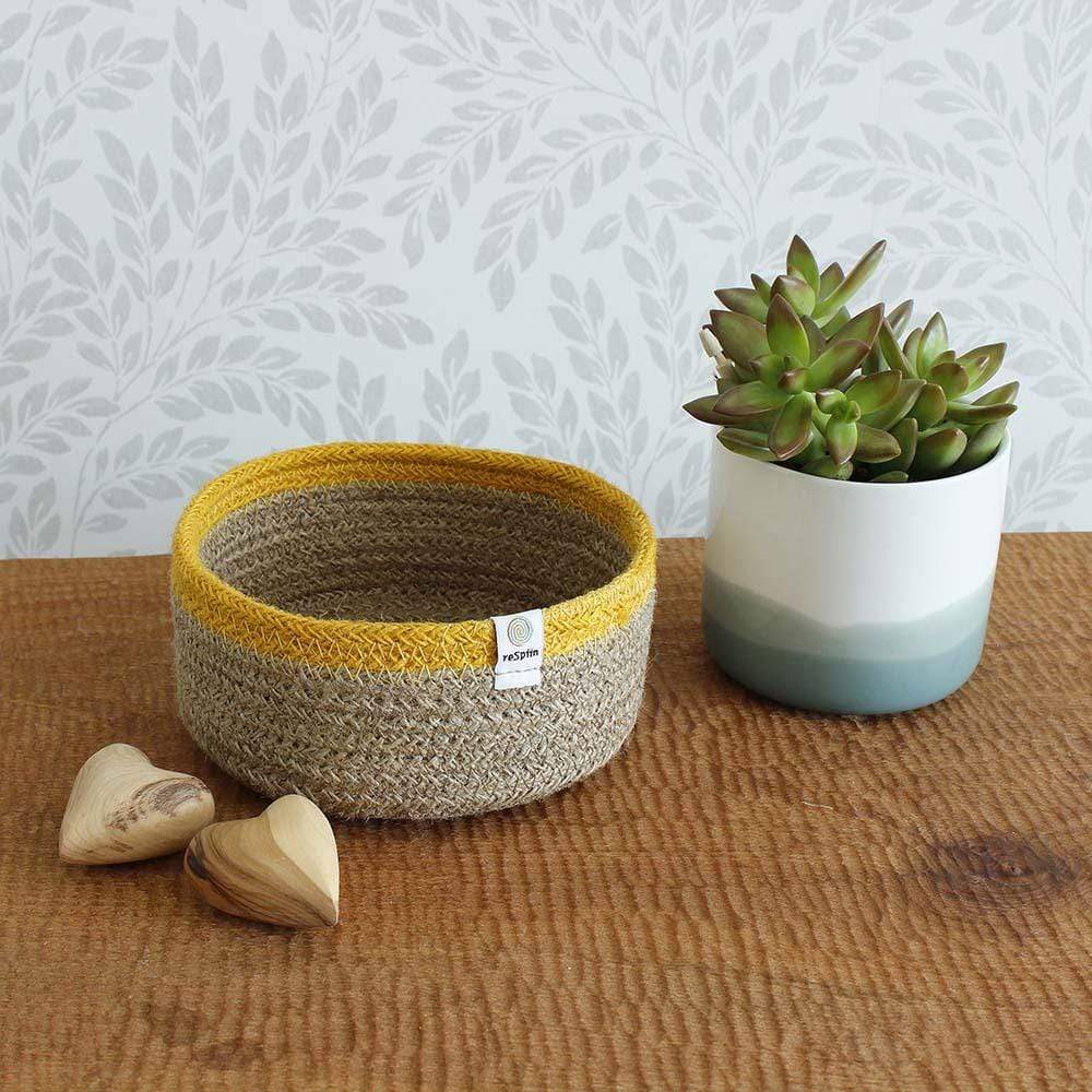Respiin Shallow Jute Basket - Small Natural/Yellow &Keep