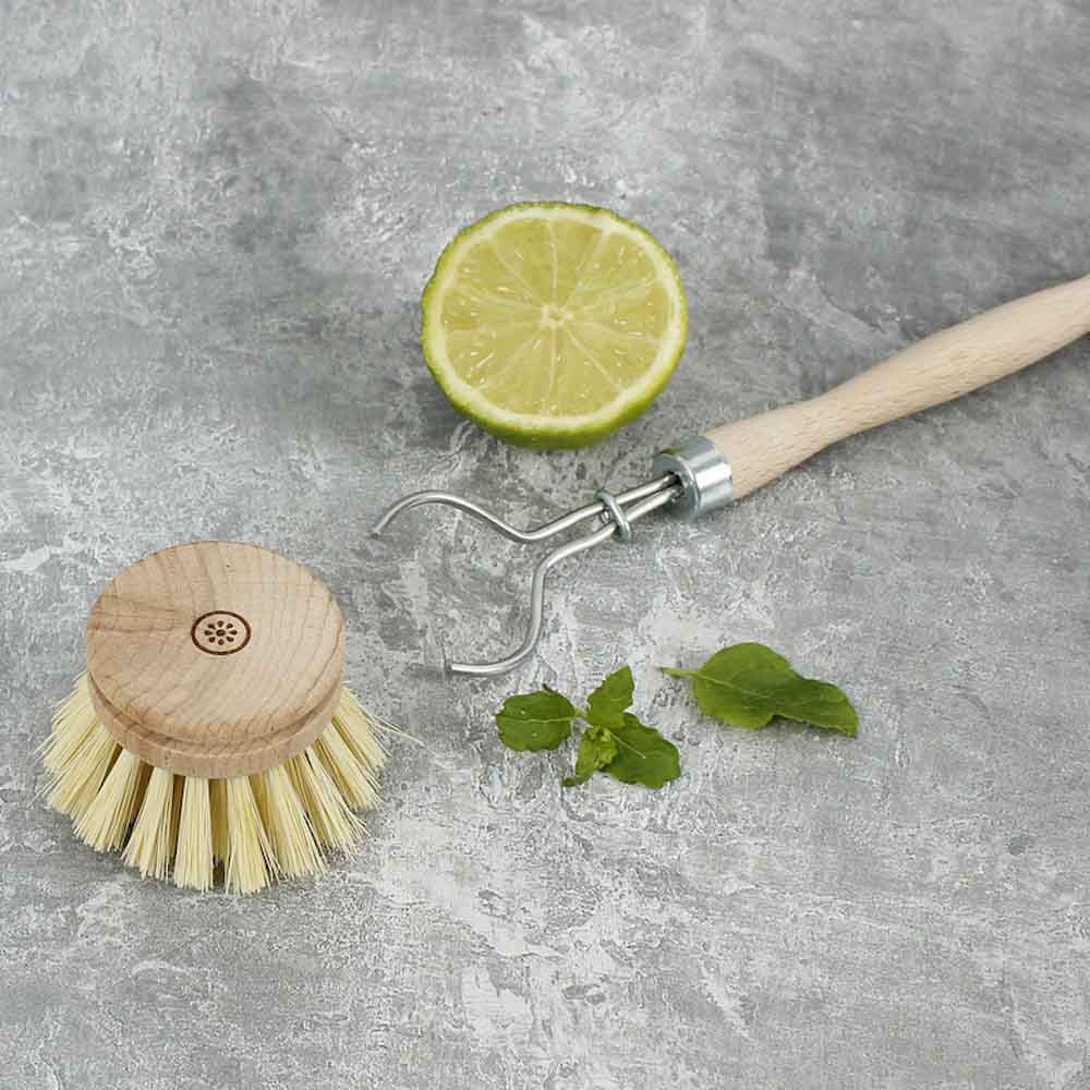 Wooden Dishbrush with Replaceable Head A Slice of Green &Keep