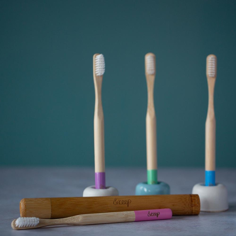&Keep Bamboo Toothbrush Travel Pack